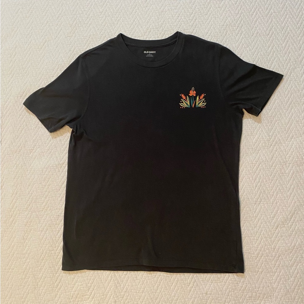 Men’s Old Navy Graphic T-Shirt